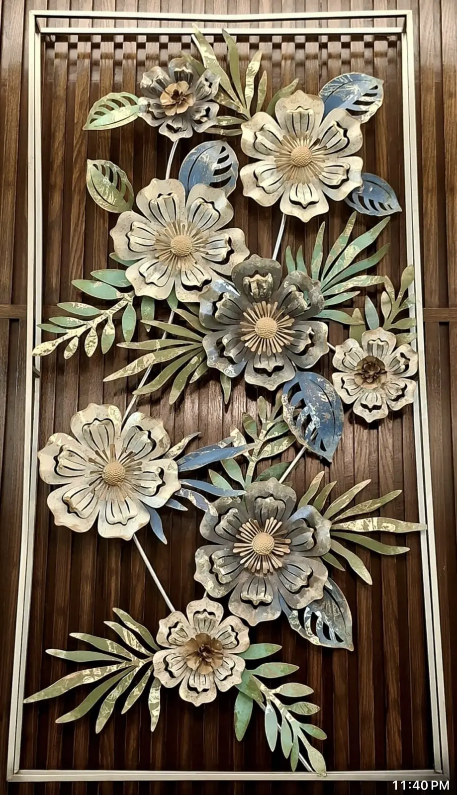Wall show piece