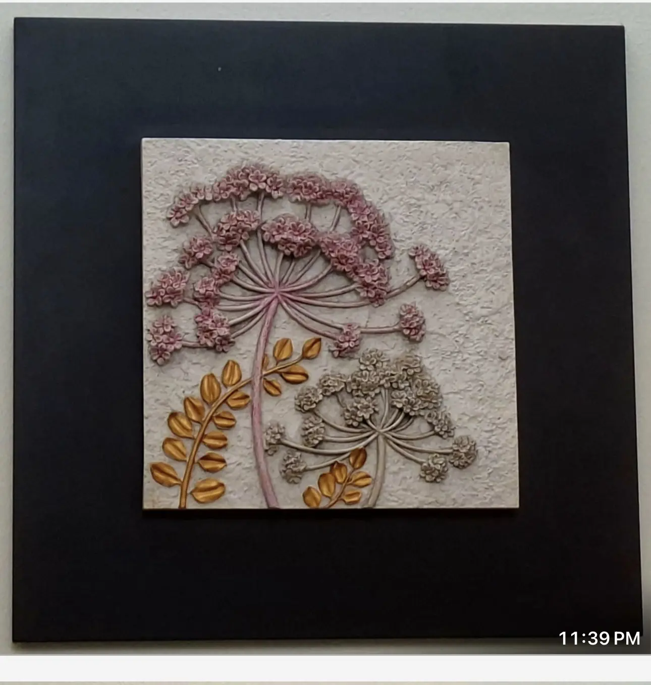 Wall show piece