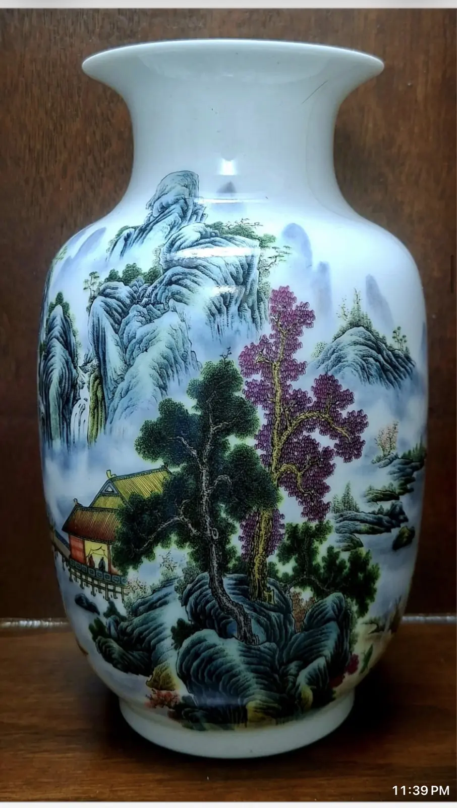 Premium show piece
