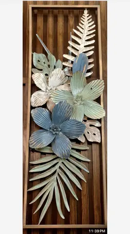 Wall show piece